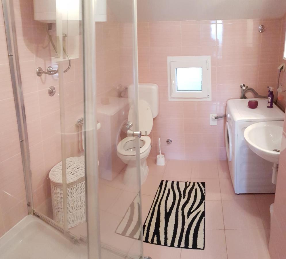 Apartman Vojaline Milna  Zewnętrze zdjęcie