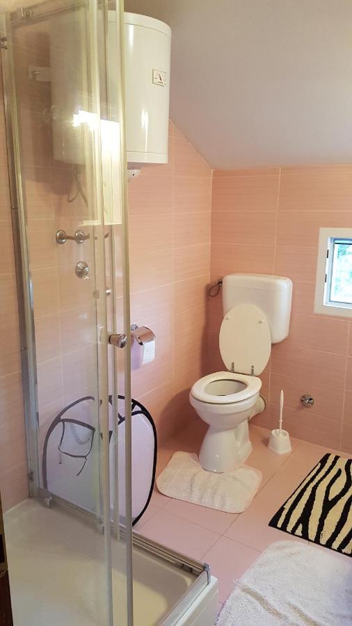 Apartman Vojaline Milna  Zewnętrze zdjęcie